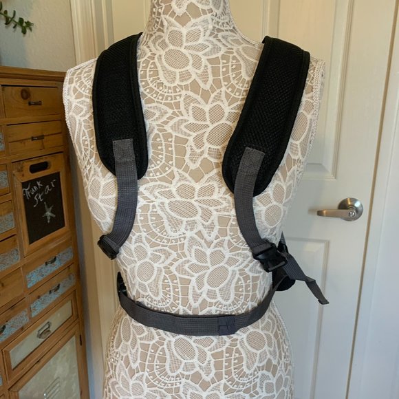 REDUCED!! ๐ถ Pet Backpack /Carrier - Take Fur Baby Along- BL - Picture 4 of 9